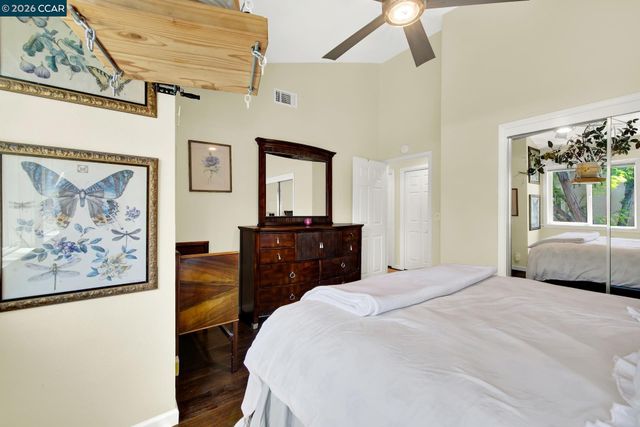 1896 San Vincente Dr 12, Concord, CA 94519