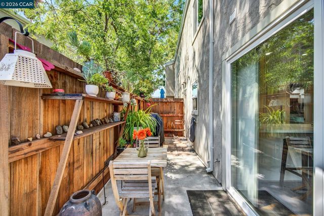 1896 San Vincente Dr 12, Concord, CA 94519