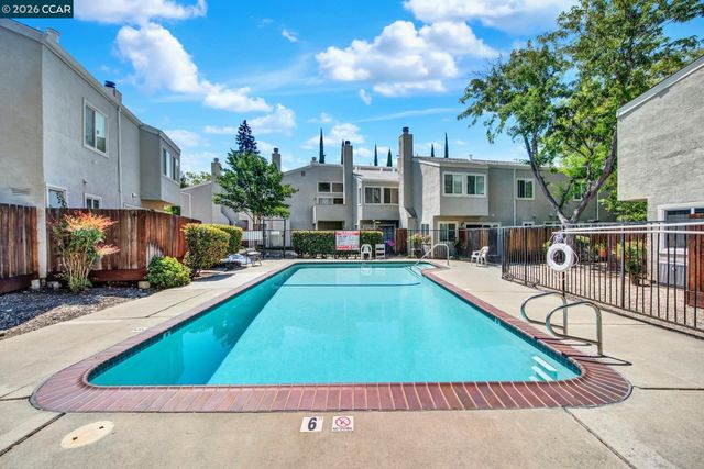 1896 San Vincente Dr 12, Concord, CA 94519
