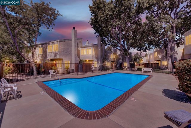1896 San Vincente Dr 12, Concord, CA 94519