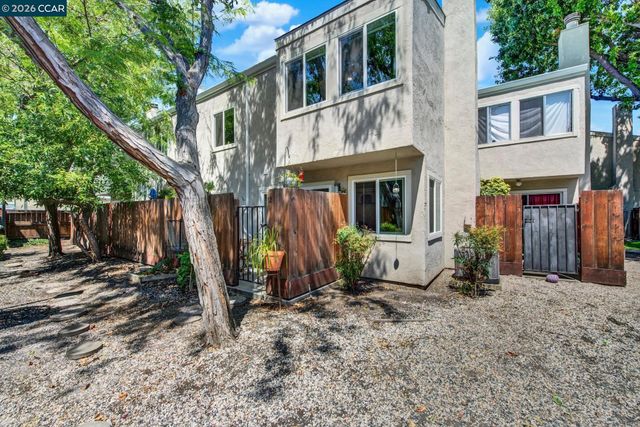 1896 San Vincente Dr 12, Concord, CA 94519