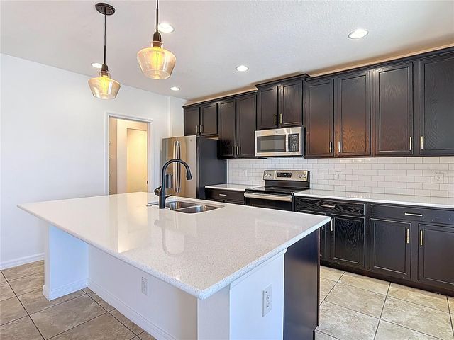 652 SAMUEL PLACE, Davenport, FL 33837