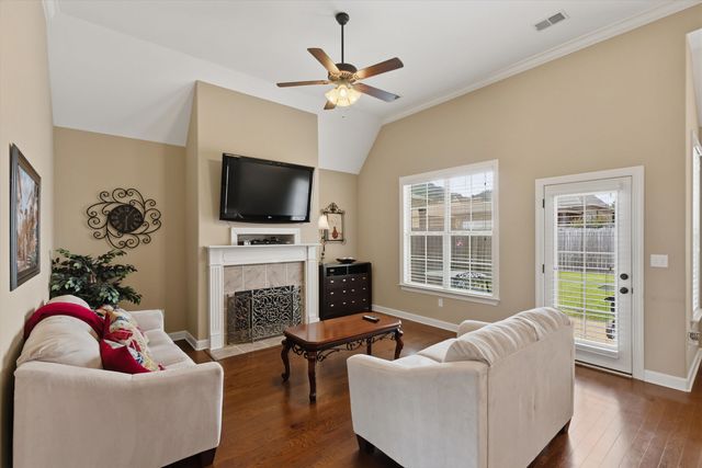 50 ARABELLA CIR, Oakland, TN 38060