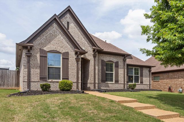 50 ARABELLA CIR, Oakland, TN 38060