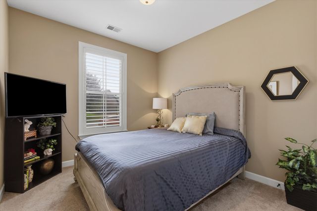 50 ARABELLA CIR, Oakland, TN 38060
