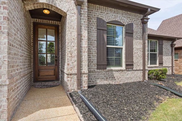 50 ARABELLA CIR, Oakland, TN 38060