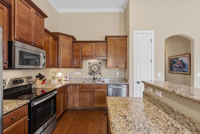 50 ARABELLA CIR, Oakland, TN 38060