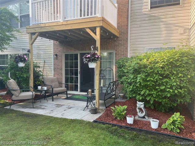 42842 Patty Lane, Van Buren, MI 48111