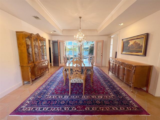 1700 Lakeshore DR, Austin, TX 78746