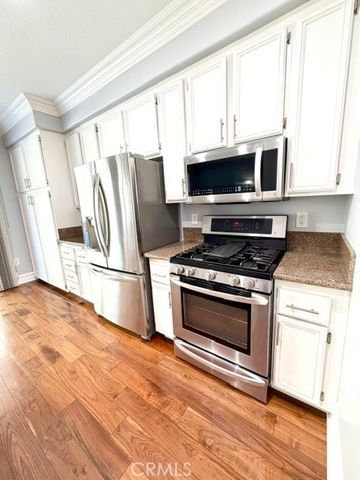 27 Chaumont Circle, Lake Forest, CA 92610