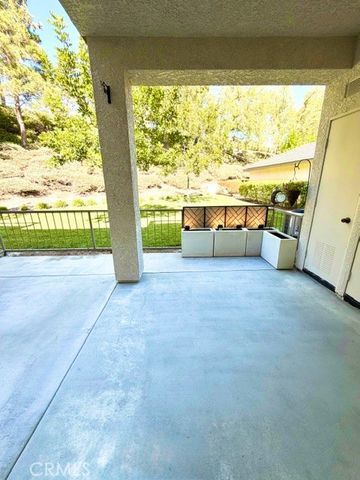 27 Chaumont Circle, Lake Forest, CA 92610