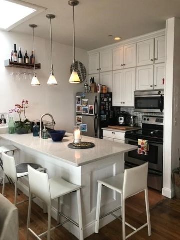 384 Commonwealth Ave 61, Boston, MA 02215