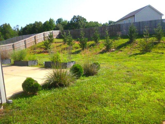 718 Monarchos Bnd, Burns, TN 37029