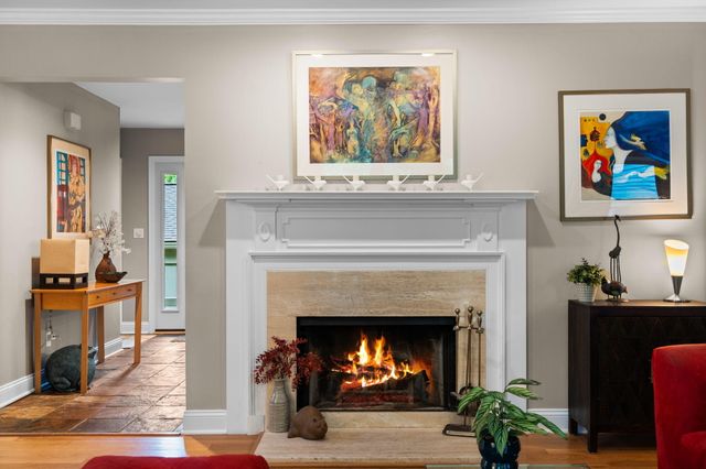 2202 Pine Grove Court, Ann Arbor, MI 48103