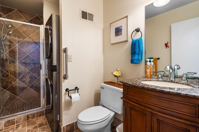 2202 Pine Grove Court, Ann Arbor, MI 48103