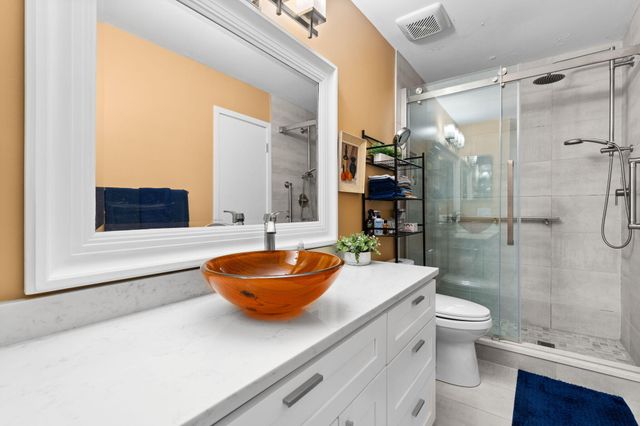 2202 Pine Grove Court, Ann Arbor, MI 48103