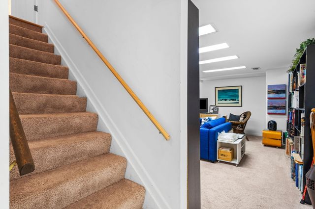 2202 Pine Grove Court, Ann Arbor, MI 48103