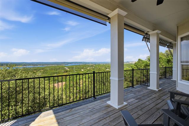 7008 Deepwood DR, Lago Vista, TX 78645
