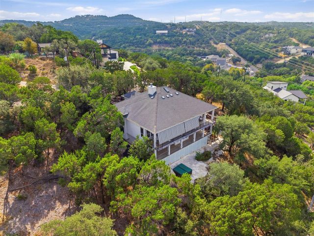 7008 Deepwood DR, Lago Vista, TX 78645