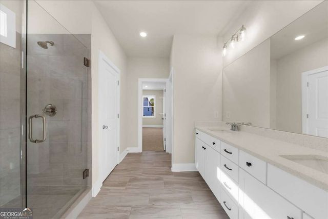 5559 Overview Drive, Flowery Branch, GA 30542