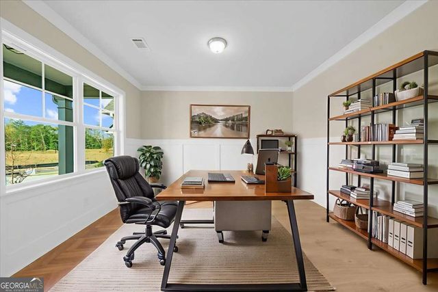 5559 Overview Drive, Flowery Branch, GA 30542