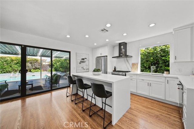 6026 Wilkinson, Los Angeles, CA 91606