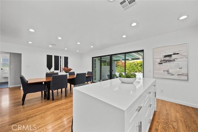 6026 Wilkinson, Los Angeles, CA 91606