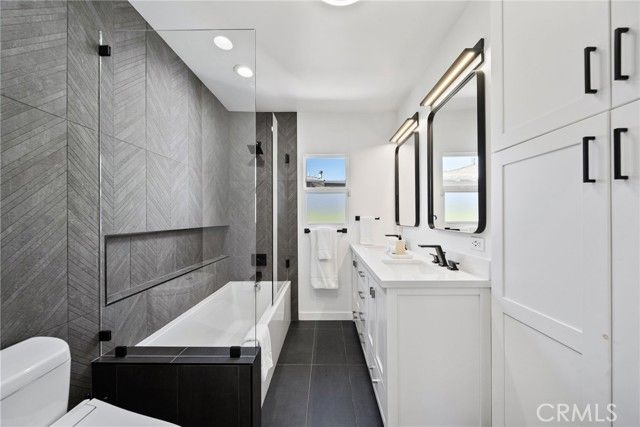 6026 Wilkinson, Los Angeles, CA 91606