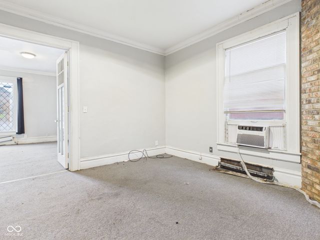 1422 Central Avenue, Anderson, IN 46016