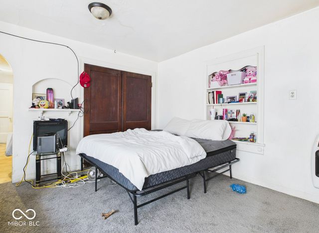 1422 Central Avenue, Anderson, IN 46016