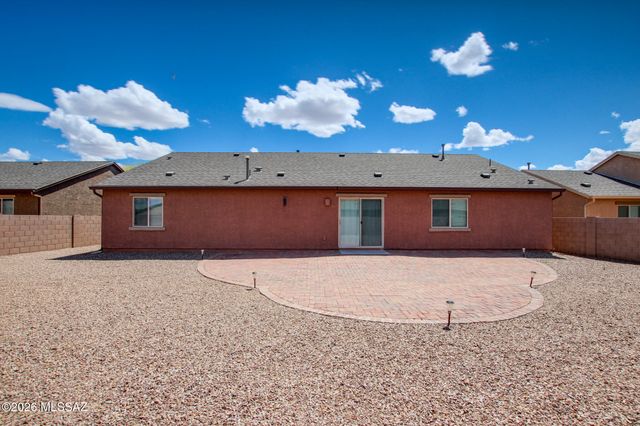 7056 S Draper Road, Tucson, AZ 85757