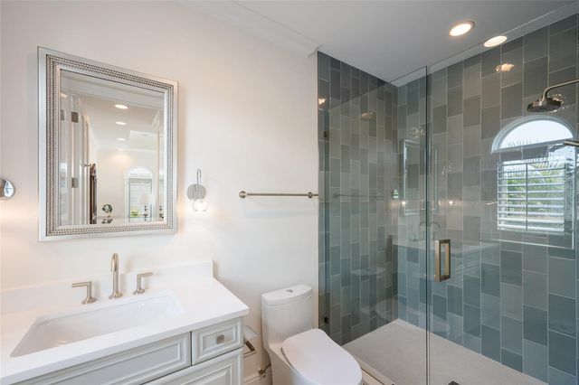 510 BOWSPRIT LANE, Longboat Key, FL 34228