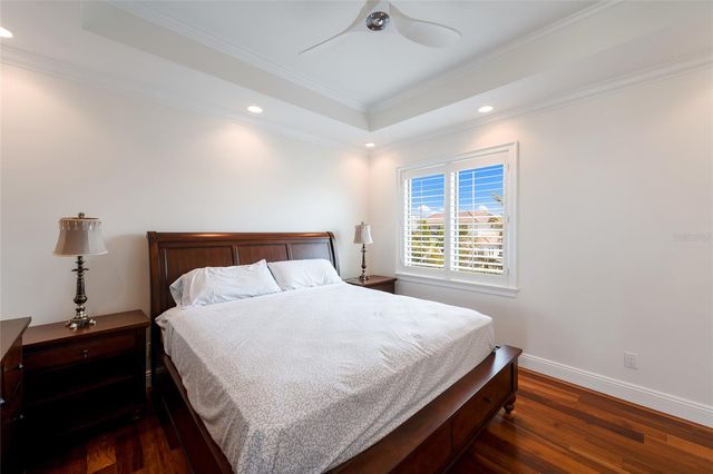 510 BOWSPRIT LANE, Longboat Key, FL 34228