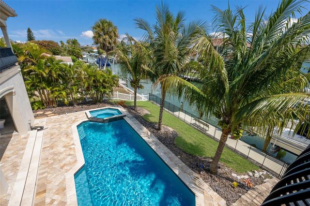 510 BOWSPRIT LANE, Longboat Key, FL 34228