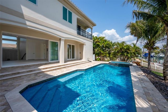510 BOWSPRIT LANE, Longboat Key, FL 34228