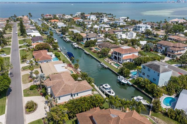 510 BOWSPRIT LANE, Longboat Key, FL 34228
