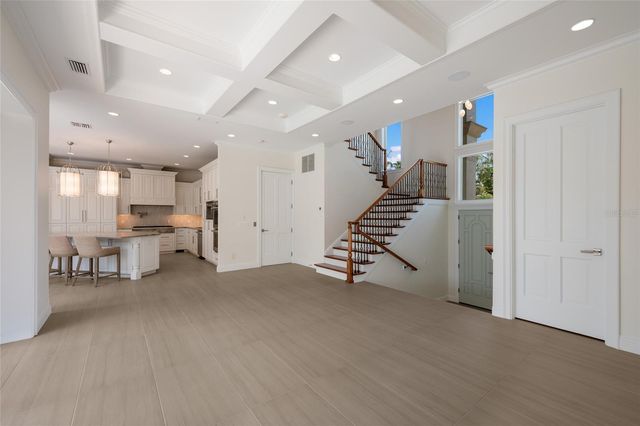 510 BOWSPRIT LANE, Longboat Key, FL 34228