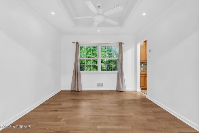 94 Leedsville Drive, Lincroft, NJ 07738