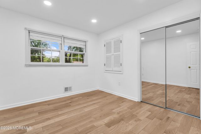94 Leedsville Drive, Lincroft, NJ 07738