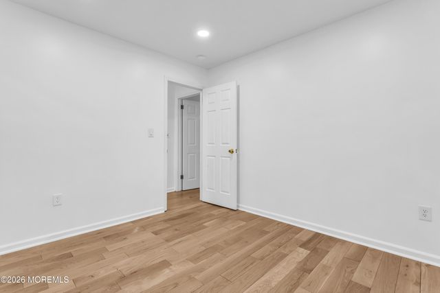 94 Leedsville Drive, Lincroft, NJ 07738