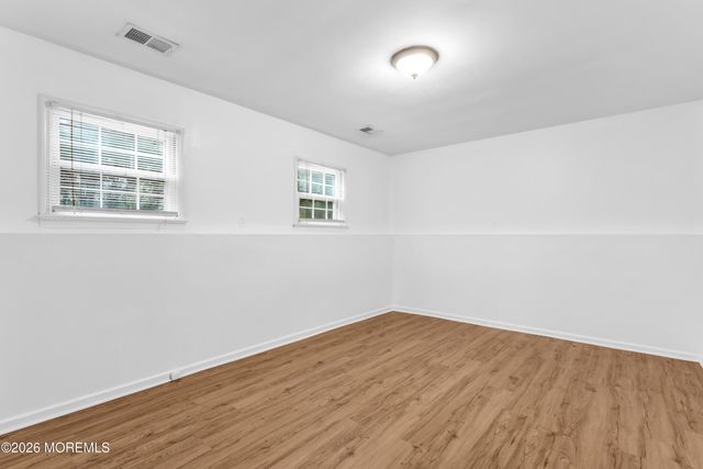 94 Leedsville Drive, Lincroft, NJ 07738