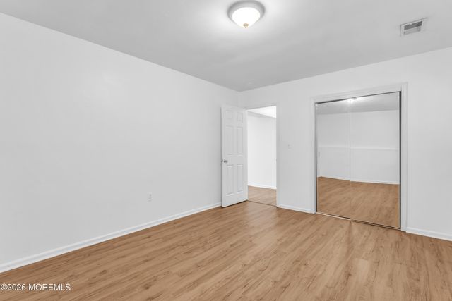 94 Leedsville Drive, Lincroft, NJ 07738