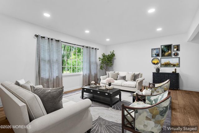 94 Leedsville Drive, Lincroft, NJ 07738