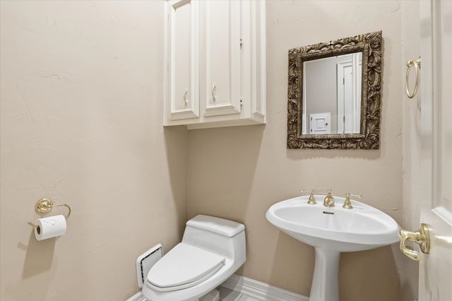 4 Champions Court, Frisco, TX 75034