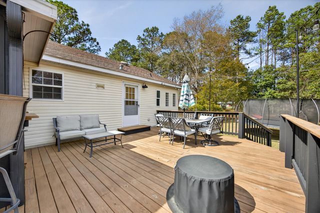 813 Motley Road, Hopkins, SC 29061