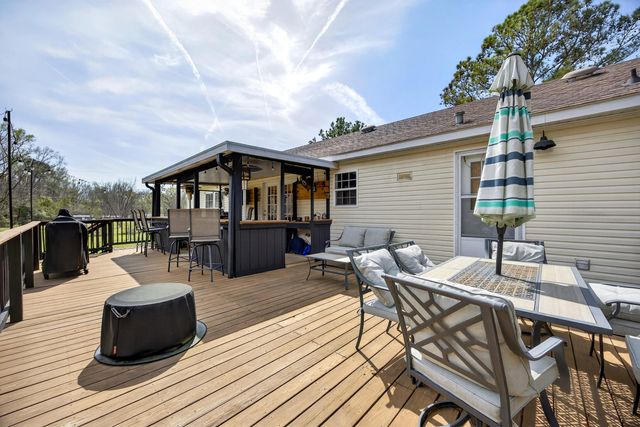 813 Motley Road, Hopkins, SC 29061