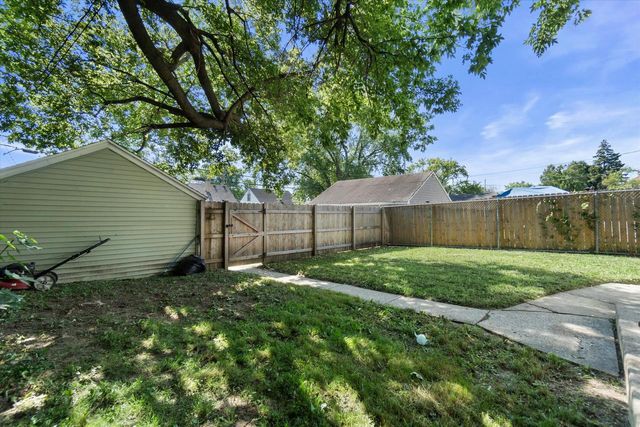 4876 N 21st STREET, Milwaukee, WI 53209