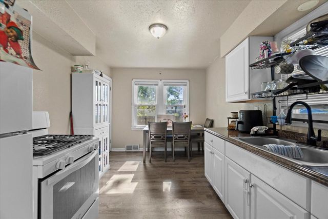 4876 N 21st STREET, Milwaukee, WI 53209