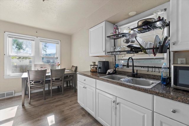 4876 N 21st STREET, Milwaukee, WI 53209