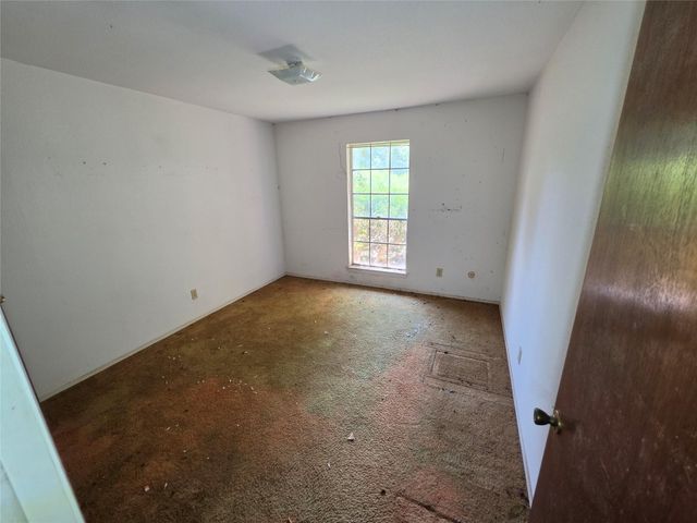 274 County Road 3375, Cleveland, TX 77327